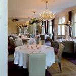Hotel Schloss Golf & 3*