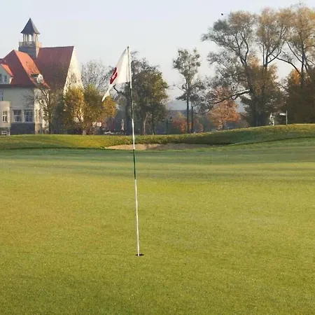 Schloss Krugsdorf Golf & Hotel Zerrenthin