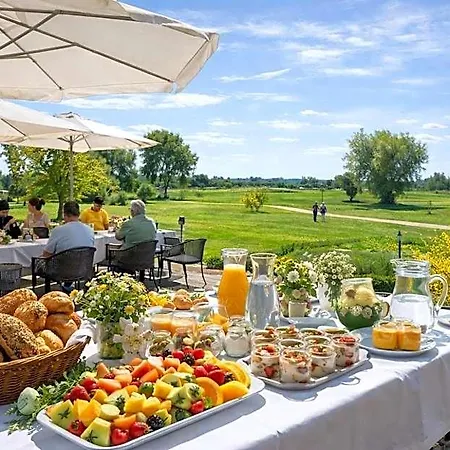 Hotel Schloss Krugsdorf Golf & Zerrenthin